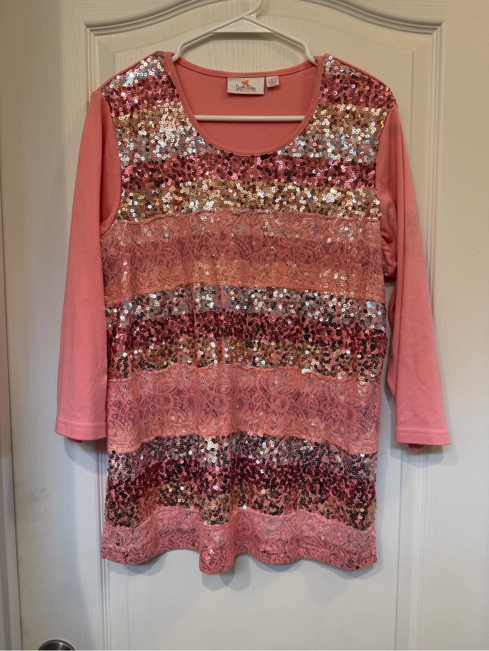 Quacker Factory Top L Coral Pink Sequin Lace Stripe 3/4 Sleeve Sparkle Blouse